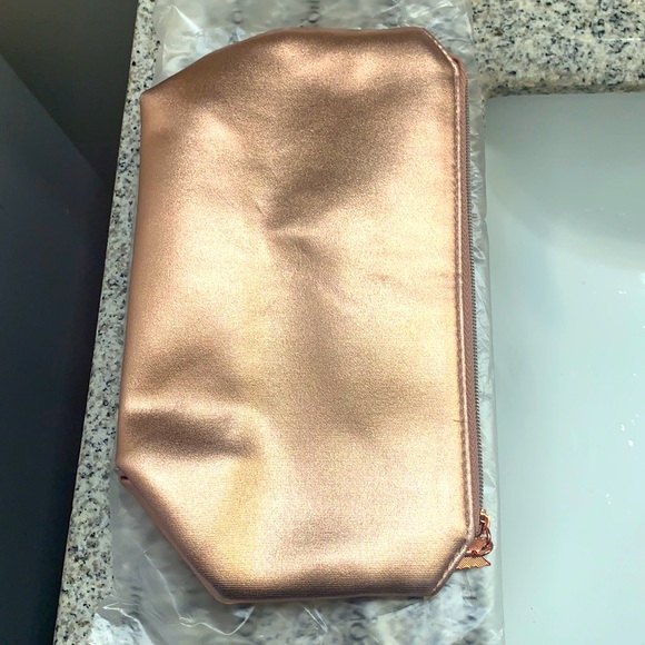 Lancome makeup bag rose gold - Picture 2 of 2